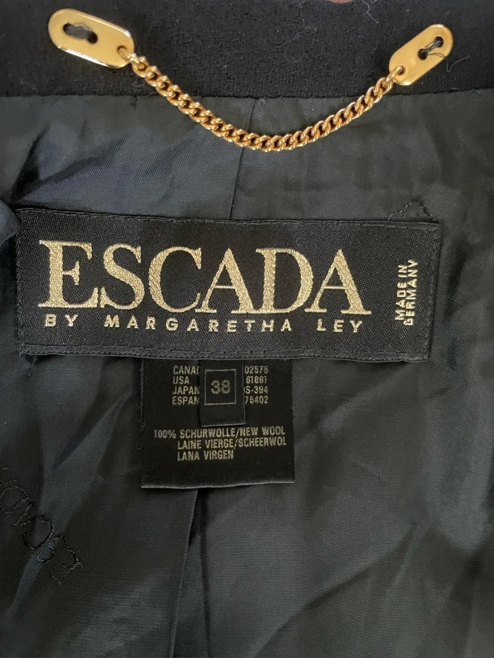 Escada margaretha ley